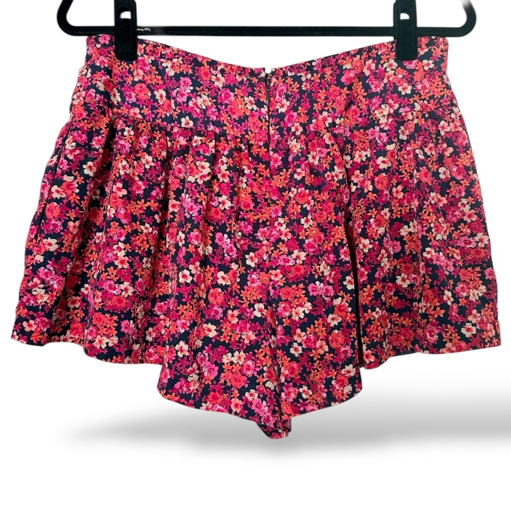 Express Size 8 Pleated Floral High Waisted Skort Shorts Navy Pink Orange - Picture 3 of 8